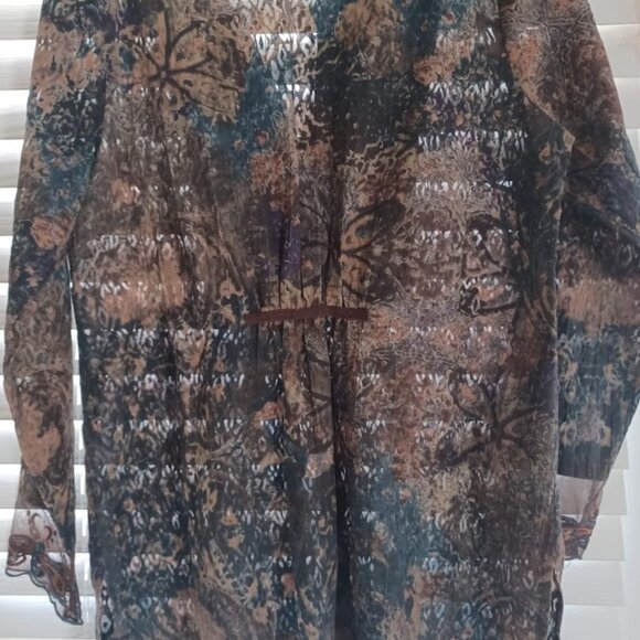 Coldwater Creek Women’s PM Petite Medium Embroidered Paisley Boho Top Sheer - Picture 9 of 10